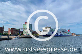 Ostsee Pressebild: Fährschiff in Kiel