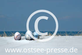Mit Strandmotiven bemalte Eier an der Ostsee
(mehr zu Ostern an der Ostsee auf www.ostsee.de/veranstaltungen/ostern.php)